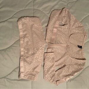 Victoria's Secret Light Pink Zip-Front Active Crop Top & workout Set